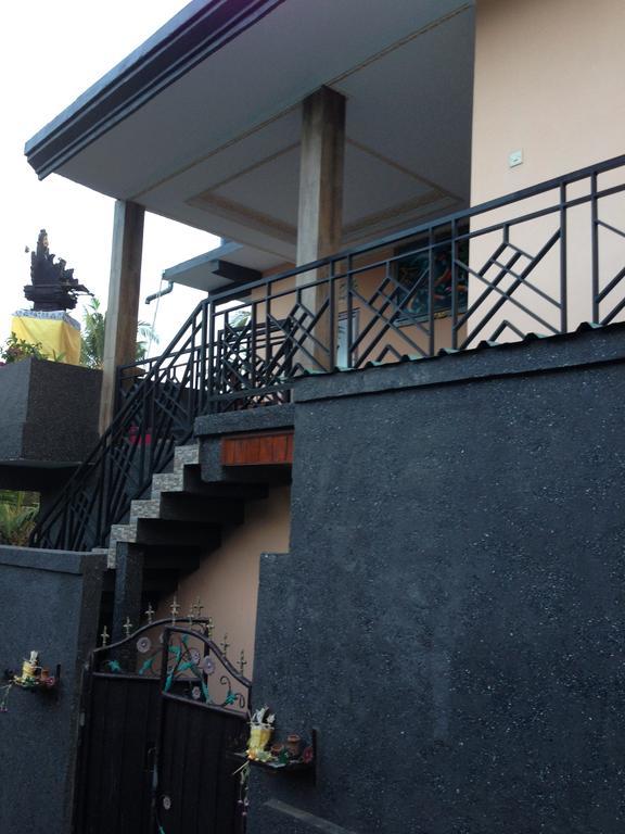 Cebluk Sari Apartment Ubud  Ngoại thất bức ảnh