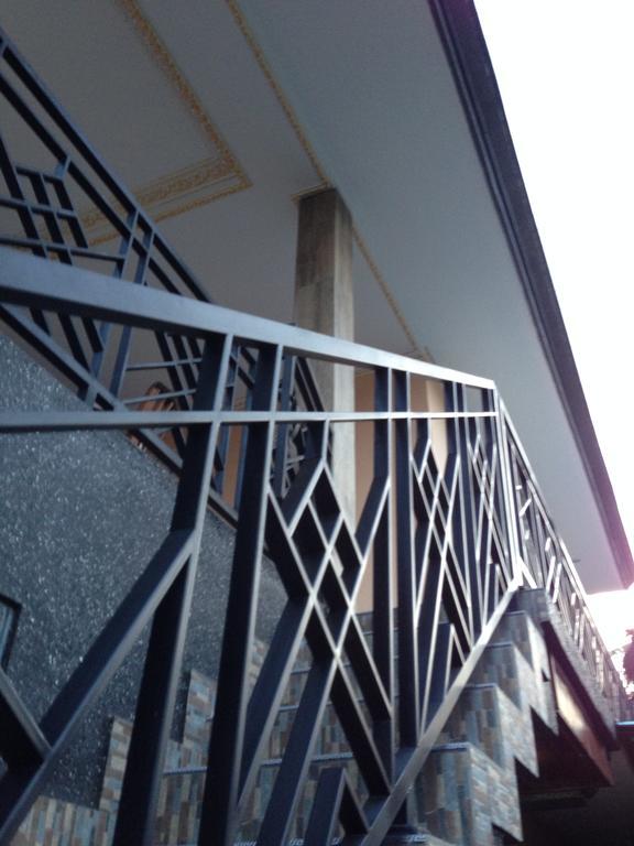 Cebluk Sari Apartment Ubud  Ngoại thất bức ảnh