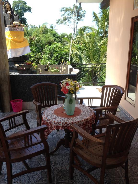 Cebluk Sari Apartment Ubud  Ngoại thất bức ảnh