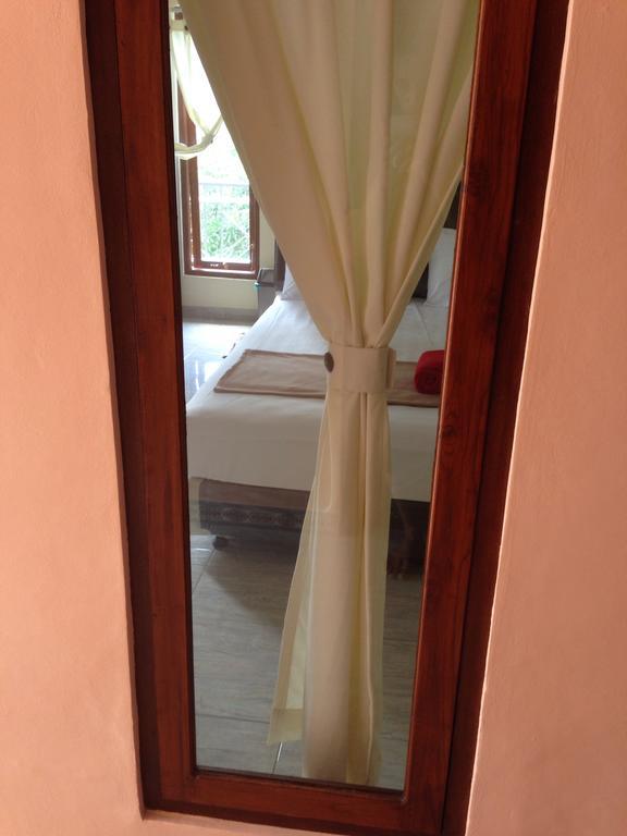 Cebluk Sari Apartment Ubud  Ngoại thất bức ảnh